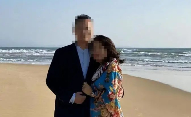 53岁富婆被北大博士骗3920万，男方否认：跟我关系好的女人太多了